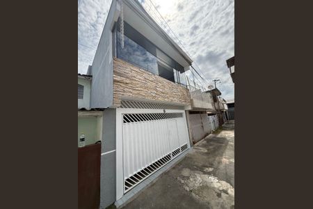 3_photo/94dcfbae43.3e6957092a4c223d-ATLAS-b25c4b76-044b-4d43-8300-bc4457d443a5.jpg de casa à venda com 3 quartos, 47m² em Alto Boqueirão, Curitiba