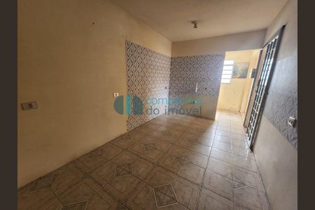 8_photo/94dcfbaf95.e9744f0b397a6472-ATLAS-439bb8f2-24c2-4fbe-a072-1c2eb685fc09.jpg de casa à venda com 4 quartos, 140m² em Alto Boqueirão, Curitiba