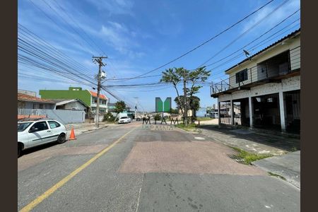 10_photo/94dcfbb249.6d55a254ac28b051-ATLAS-a51636d9-db32-4e39-8574-e7d3097f9632.jpg de casa à venda com 2 quartos, 100m² em Alto Boqueirão, Curitiba