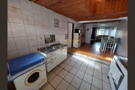 10_photo/94dcfbb2b1.79518a11401aeb31-ATLAS-977f740f-98c9-4c18-81fb-4437d4f514c8.jpg de casa à venda com 3 quartos, 77m² em Alto Boqueirão, Curitiba