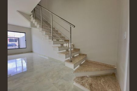 3_photo/94dcfbb2df.24a317c22631bef5-ATLAS-0caf2416-857d-4f4d-987d-ae6bcdad0e1b.jpg de casa à venda com 0 quarto, 121m² em Alto Boqueirão, Curitiba