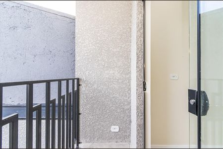 43_photo/94dcfbb2df.fb3985c58a464c41-ATLAS-679778c0-d0b3-4492-9e5b-2c7ae6242b8e.jpg de casa à venda com 3 quartos, 121m² em Alto Boqueirão, Curitiba