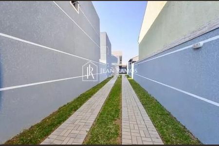 3_photo/94dcfbb331.23351eba74f1df34-ATLAS-8cb64116-96d7-42a1-b693-e16ff820e8d5.jpg de casa à venda com 3 quartos, 86m² em Alto Boqueirão, Curitiba