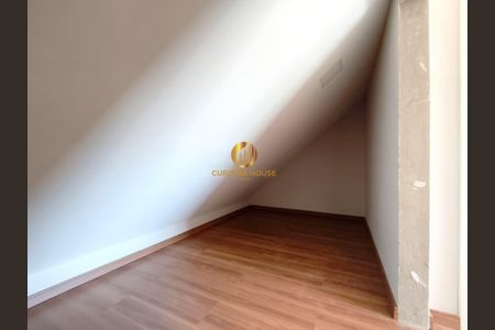 10_photo/94dcfbb37d.22d99d281daac78a-ATLAS-d0e33c84-e374-4e78-b0af-b39df2f9641b.jpg de casa à venda com 4 quartos, 103m² em Alto Boqueirão, Curitiba