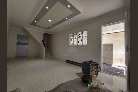 12_photo/94dcfbb3bb.3f7574a5da1d4de1-ATLAS-e8f57575-d982-466e-b131-7c79bb1d3c62.jpg de casa à venda com 3 quartos, 73m² em Alto Boqueirão, Curitiba