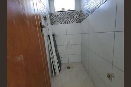 3_photo/94dcfbb3bb.e489bd59bd2ceeaf-ATLAS-6e3bad29-98fa-490f-9d21-62aac60c5c0a.jpg de casa à venda com 3 quartos, 78m² em Alto Boqueirão, Curitiba