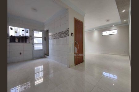 1_photo/94dcfbb3bb.e489bd59bd2ceeaf-ATLAS-bfb7dfd6-d850-4850-9aa2-5a54aad8ab86.jpg de casa à venda com 3 quartos, 78m² em Alto Boqueirão, Curitiba