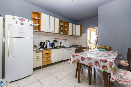 14_photo/94dcfbb44d.208f49d145c23434-ATLAS-acfcce79-a6ca-4161-b76b-d1155d602178.jpg de casa à venda com 5 quartos, 440m² em Alto Boqueirão, Curitiba