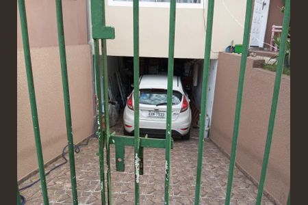 11_photo/94dcfbb56d.1e9d1ba85beb8478-ATLAS-af95bcc5-350e-4632-887d-de2e3cc1d452.jpg de casa à venda com 3 quartos, 93m² em Alto Boqueirão, Curitiba