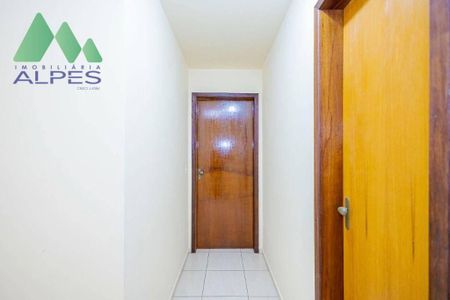 3_photo/94dcfbb5c1.48b3327475e5d0d0-ATLAS-06669875-3d7b-4c86-ba5e-3f8c515e10df.jpg de casa à venda com 2 quartos, 65m² em Alto Boqueirão, Curitiba