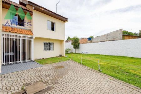 2_photo/94dcfbb5c1.48b3327475e5d0d0-ATLAS-48a5332f-ca2c-480a-b673-32fad4d60fe1.jpg de casa à venda com 2 quartos, 65m² em Alto Boqueirão, Curitiba