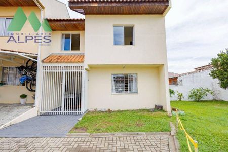 2_photo/94dcfbb5c1.48b3327475e5d0d0-ATLAS-4e725927-6e67-4260-be41-eb0ff082b56f.jpg de casa à venda com 2 quartos, 65m² em Alto Boqueirão, Curitiba