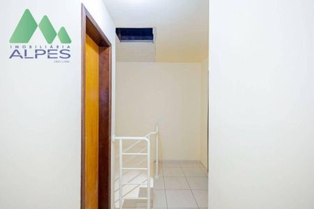 4_photo/94dcfbb5c1.48b3327475e5d0d0-ATLAS-b4fe4e88-dc74-4ce0-bb51-4088a50ea18f.jpg de casa à venda com 2 quartos, 65m² em Alto Boqueirão, Curitiba