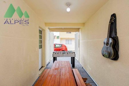 7_photo/94dcfbb5c1.48b3327475e5d0d0-ATLAS-beaa5164-b496-4859-854c-4ced7cff5a87.jpg de casa à venda com 2 quartos, 65m² em Alto Boqueirão, Curitiba