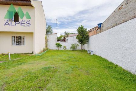 12_photo/94dcfbb5c1.48b3327475e5d0d0-ATLAS-d12a233e-0e29-4e8c-a9b5-afb5c0251e15.jpg de casa à venda com 2 quartos, 65m² em Alto Boqueirão, Curitiba