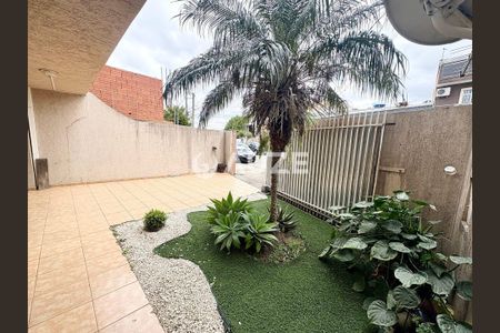 13_photo/94dcfbb77d.fcd6e517dee17966-ATLAS-1ea9ed6b-bfa9-4749-ae6a-b31f62c851ab.jpg de casa à venda com 3 quartos, 170m² em Sítio Cercado, Curitiba