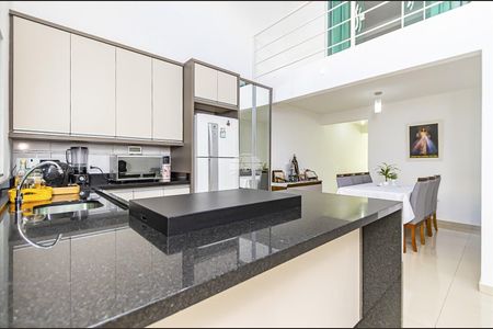 31_photo/94dcfbb873.9b0e853e47463488-ATLAS-49dd9b8c-bacd-4e8e-b663-0549d77c6b27.jpg de casa à venda com 4 quartos, 350m² em Sítio Cercado, Curitiba