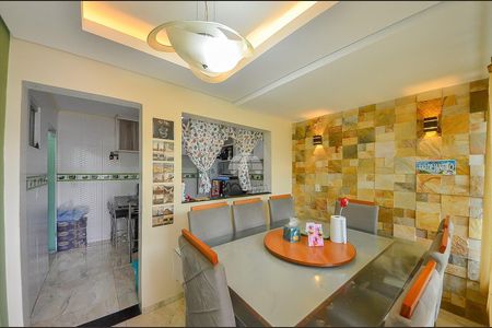 12_photo/94dcfbb93d.c64c8e3c826864d5-ATLAS-43cccbf8-79f0-4761-9d60-0df0df65ae36.jpg de casa à venda com 2 quartos, 80m² em Sítio Cercado, Curitiba