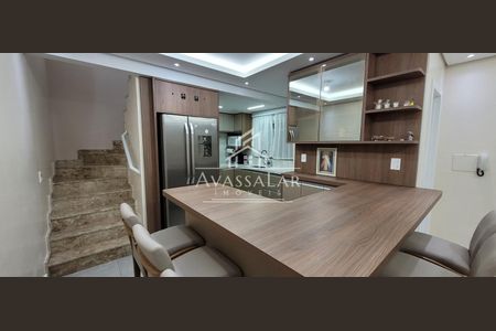 6_photo/94dcfbb99d.1e9d1ba85beb8478-ATLAS-0b803476-b4d4-4c9a-9e2b-c1f43cd5b02e.jpg de casa à venda com 3 quartos, 189m² em Sítio Cercado, Curitiba