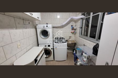 4_photo/94dcfbb99d.1e9d1ba85beb8478-ATLAS-11b92d21-ec80-40e0-b77c-bcad32c834d7.jpg de casa à venda com 3 quartos, 189m² em Sítio Cercado, Curitiba