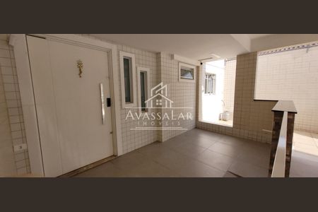 2_photo/94dcfbb99d.1e9d1ba85beb8478-ATLAS-35504c7a-db31-4242-8d66-0d79c6800f9b.jpg de casa à venda com 3 quartos, 189m² em Sítio Cercado, Curitiba