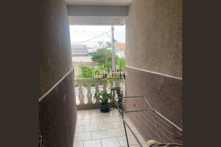 22_photo/94dcfbb9cf.d8f1d4e0d8058186-ATLAS-4a4f77da-b058-405c-a850-c64e4cae0ae2.jpg de casa à venda com 4 quartos, 210m² em Sítio Cercado, Curitiba