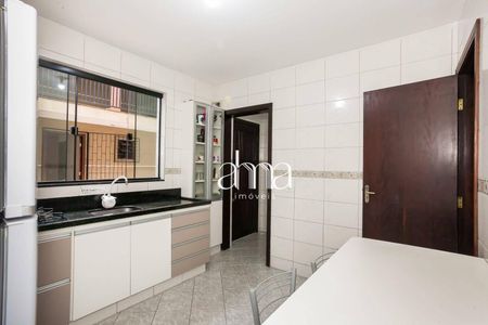 11_photo/94dcfbb9f7.1f06494e2e636159-ATLAS-e07b1fc5-e925-432a-a7a7-fec3cb006690.jpg de casa à venda com 3 quartos, 159m² em Sítio Cercado, Curitiba