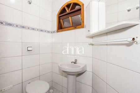 7_photo/94dcfbb9f7.1f06494e2e636159-ATLAS-f857896f-4888-4ee9-a740-a71c1a939a7f.jpg de casa à venda com 3 quartos, 159m² em Sítio Cercado, Curitiba