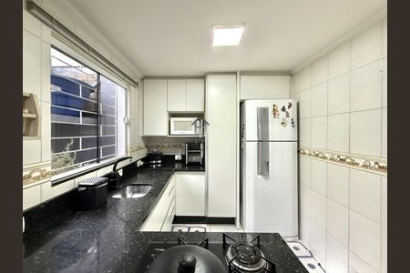 3_photo/94dcfbba79.cdc422f0f5acc07d-ATLAS-25d29a17-cad6-4ae2-84d9-44b1af0ef1c4.jpg de casa à venda com 3 quartos, 99m² em Sítio Cercado, Curitiba