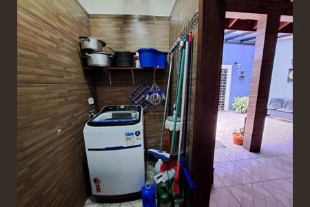 11_photo/94dcfbba79.cdc422f0f5acc07d-ATLAS-ecc3f392-b953-4c97-8d21-aab333c65a46.jpg de casa à venda com 3 quartos, 120m² em Sítio Cercado, Curitiba