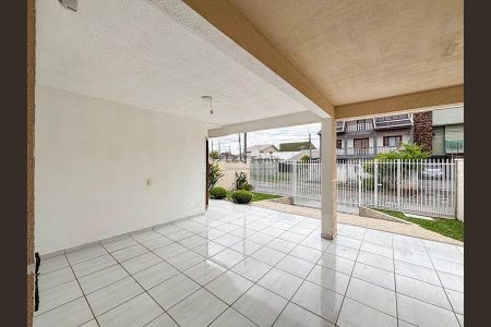 11_photo/94dcfbba7d.3e6957092a4c223d-ATLAS-1fa203a4-1774-4637-a8b9-98da01225f9c.jpg de casa à venda com 2 quartos, 168m² em Sítio Cercado, Curitiba