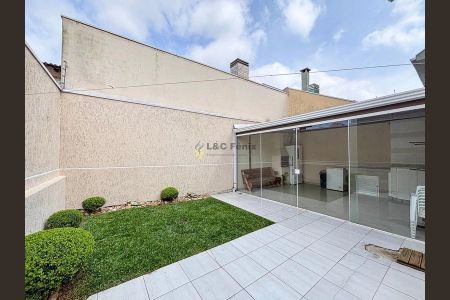 3_photo/94dcfbba7d.3e6957092a4c223d-ATLAS-3becc0f6-6222-4324-ae30-6a5651c6331e.jpg de casa à venda com 2 quartos, 168m² em Sítio Cercado, Curitiba
