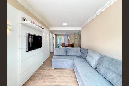 8_photo/94dcfbba7d.d312fe461f2a0045-ATLAS-3c1c6f67-64ec-489d-961c-0db50c036e76.jpg de casa à venda com 3 quartos, 193m² em Sítio Cercado, Curitiba