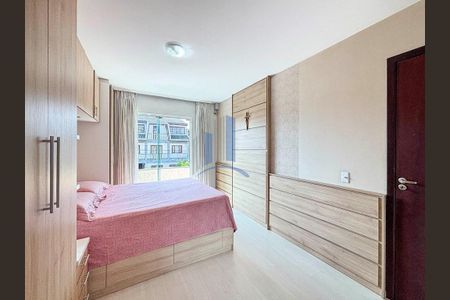 30_photo/94dcfbba7d.d312fe461f2a0045-ATLAS-411e07bf-a68d-4e8a-a4a2-b4e3be26b353.jpg de casa à venda com 3 quartos, 193m² em Sítio Cercado, Curitiba