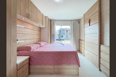 27_photo/94dcfbba7d.d312fe461f2a0045-ATLAS-68d125b2-3faf-4ee9-a37f-e06643e1d1bf.jpg de casa à venda com 3 quartos, 193m² em Sítio Cercado, Curitiba