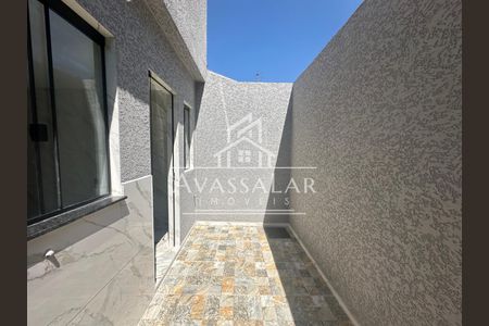 6_photo/94dcfbbb95.cb4a3f4e1d4d223a-ATLAS-c0034f42-04cd-493f-966f-26432172493f.jpg de casa à venda com 1 quarto, 80m² em Sítio Cercado, Curitiba