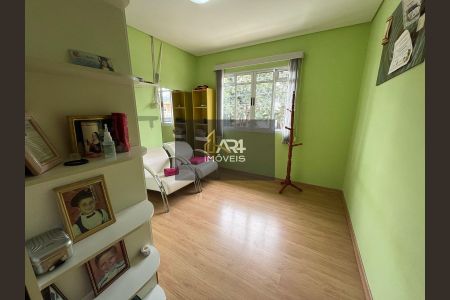 7_photo/94dcfbbba1.70d34e1d457a0501-ATLAS-4d02dd35-b835-4e07-8d42-b2a455b2a415.jpg de casa à venda com 3 quartos, 284m² em Sítio Cercado, Curitiba