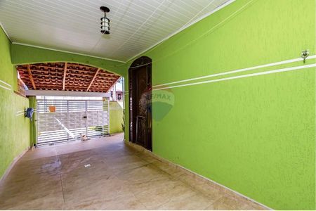 6_photo/94dcfbbc27.9e8f1c97e4a047f1-ATLAS-cc1ea7a0-681b-4c6b-89c0-4a2b0d4edf8a.jpg de casa à venda com 3 quartos, 100m² em Sítio Cercado, Curitiba