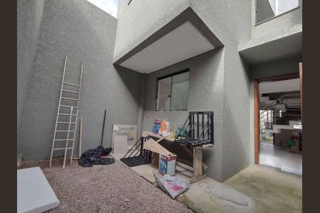 12_photo/94dcfbbc37.a59b0f16e2a910fb-ATLAS-9e5d42e6-b00e-4ae4-9f5c-40dfebd9e79b.jpg de casa à venda com 3 quartos, 82m² em Sítio Cercado, Curitiba