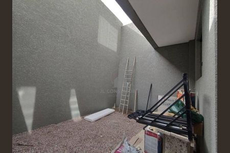 3_photo/94dcfbbc37.a59b0f16e2a910fb-ATLAS-cb59f937-de59-4d59-936f-78ec6884eb18.jpg de casa à venda com 3 quartos, 82m² em Sítio Cercado, Curitiba