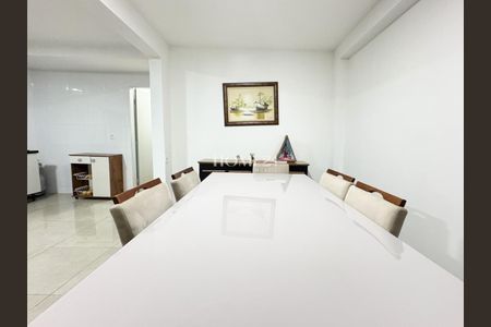 4_photo/94dcfbbc3f.e075d97b1336f571-ATLAS-fab487a6-63cf-427b-a1c3-338dd1f64a26.jpg de casa à venda com 4 quartos, 207m² em Sítio Cercado, Curitiba