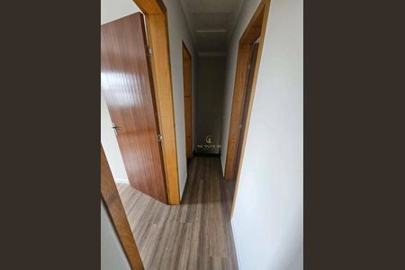 27_photo/94dcfbbc7b.32ce4219723827c7-ATLAS-dea8781f-bd94-4d9f-8317-64d374996a03.jpg de casa à venda com 2 quartos, 48m² em Sítio Cercado, Curitiba