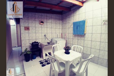 15_photo/94dcfbbc8f.54b8780a509023fd-ATLAS-08f3eae6-8238-47fb-82b9-785bc1bff30c.jpg de casa à venda com 3 quartos, 92m² em Sítio Cercado, Curitiba