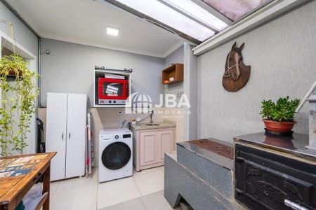 10_photo/94dcfbbce5.07fb07773285f6be-ATLAS-c9792c9e-d9b6-47c6-92d5-31f499beccb1.jpg de casa à venda com 0 quarto, 120m² em Sítio Cercado, Curitiba