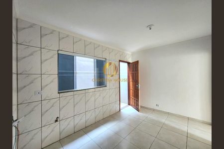 6_photo/94dcfbbdef.081c2bc358cf1cab-ATLAS-2872e944-c76c-418e-ad8d-1bf6b52884ce.jpg de casa à venda com 2 quartos, 76m² em Sítio Cercado, Curitiba