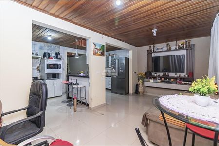 12_photo/94dcfbbe0b.9c5959cca0926d06-ATLAS-30f48e58-8489-4e5f-8228-82055c26df4c.jpg de casa à venda com 2 quartos, 150m² em Sítio Cercado, Curitiba