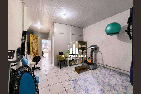 16_photo/94dcfbbe77.e38f2492aa902cd9-ATLAS-099b9ad6-1277-43a8-ae0d-110f40abd8de.jpg de casa à venda com 3 quartos, 166m² em Sítio Cercado, Curitiba