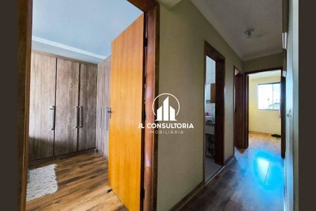 40_photo/94dcfbbe77.e38f2492aa902cd9-ATLAS-9892a4d0-9e8d-4a16-8992-95721b346bf5.jpg de casa à venda com 3 quartos, 166m² em Sítio Cercado, Curitiba