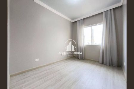 11_photo/94dcfbbebb.62ac3b1ab9a3af70-ATLAS-0b0ba2bf-a3fa-48cd-9824-90632b4a3242.jpg de casa à venda com 4 quartos, 110m² em Sítio Cercado, Curitiba