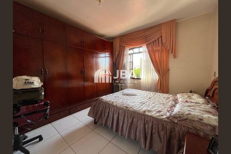 5_photo/94dcfbbf2d.6a6352fa2cb3f7a9-ATLAS-50b3a5be-765a-476d-ac00-9c274d8287b2.jpg de casa à venda com 0 quarto, 203m² em Sítio Cercado, Curitiba